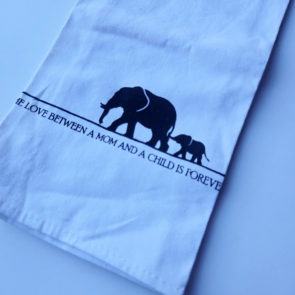 Elephant Mom & Baby White Kitchen Tea Towel 🌺 - Picture 4 of 5